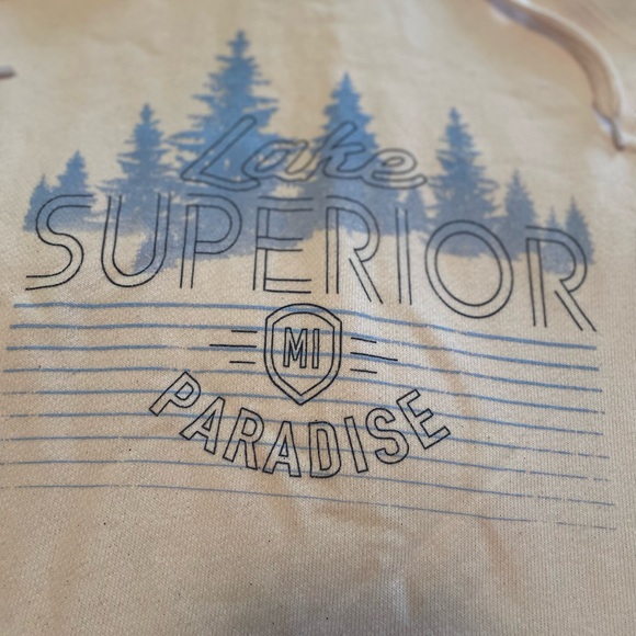 Size XL, Lake Superior Paradise Soft Pink Hoodie. Lightweight. - Picture 2 of 5